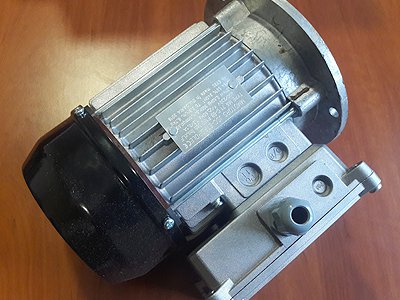 Двигатель передвижения для электрической тали